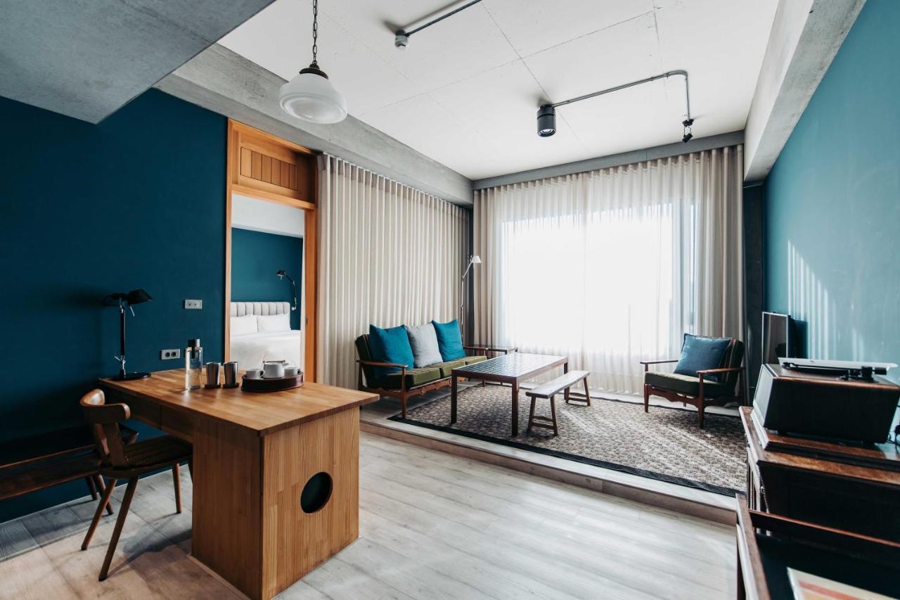 U.I.J Hotel & Hostel Ταϊνάν Εξωτερικό φωτογραφία