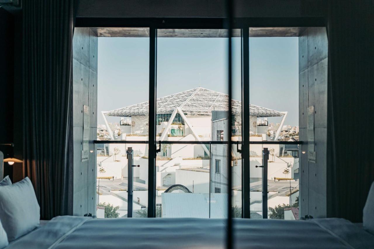 U.I.J Hotel & Hostel Ταϊνάν Εξωτερικό φωτογραφία