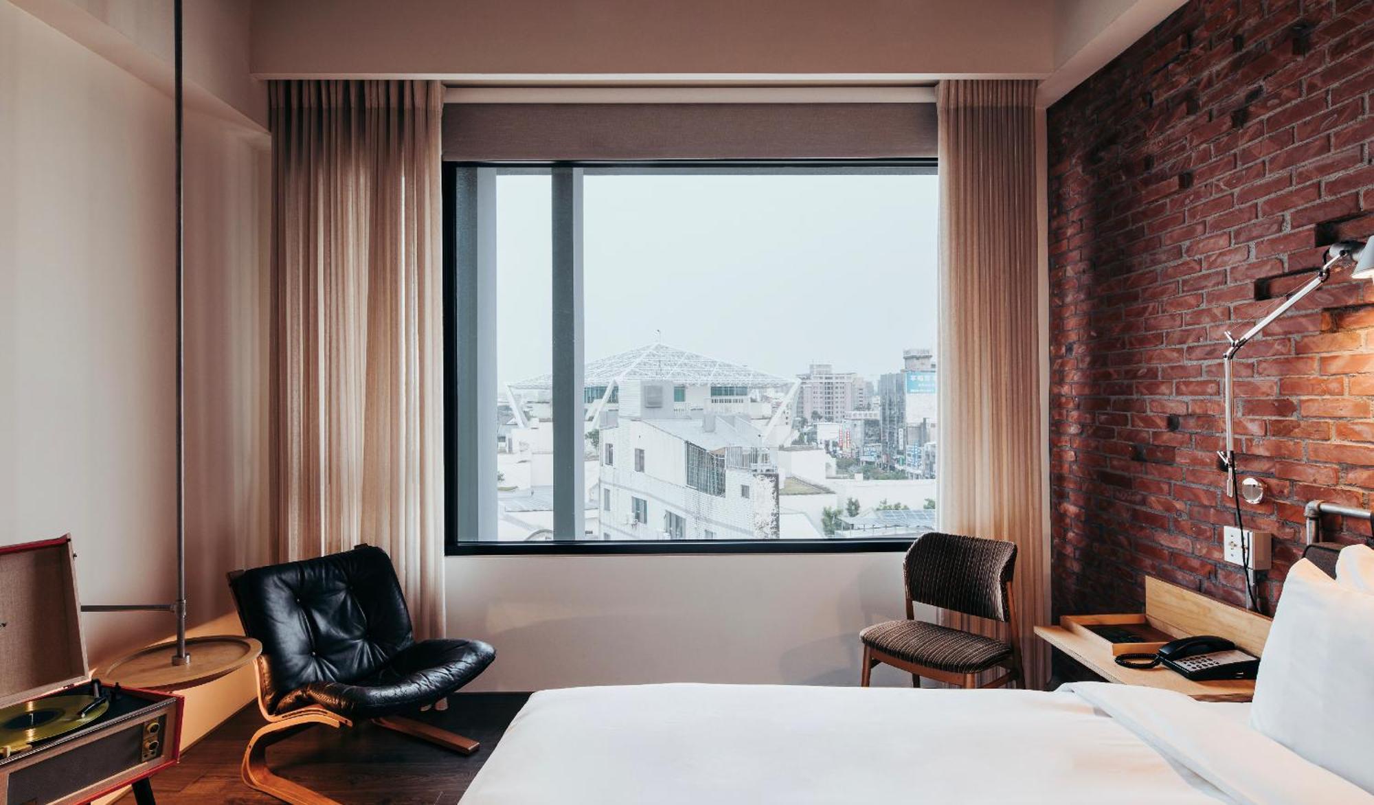 U.I.J Hotel & Hostel Ταϊνάν Εξωτερικό φωτογραφία
